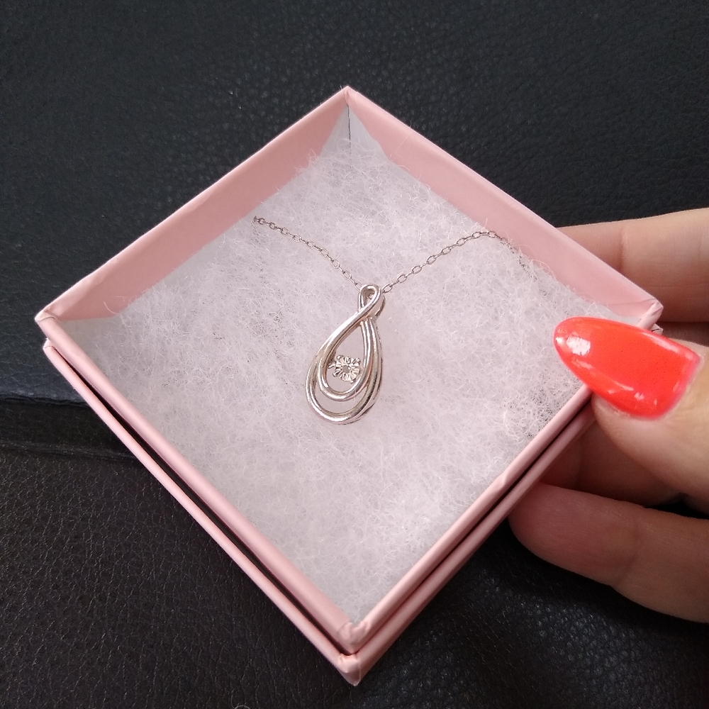 Sonia Hou in 925 Sterling Silver